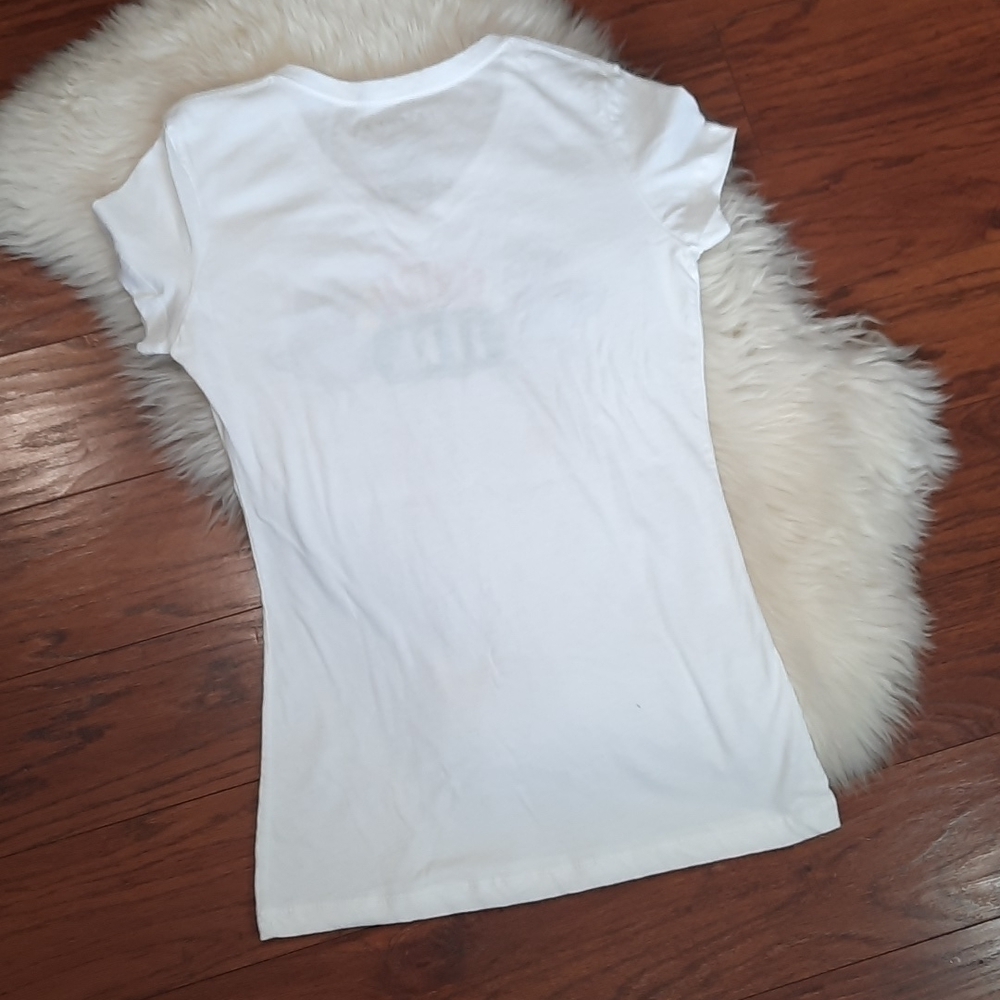Friends Central Perk V neck Fitted Tshirt - Picture 3 of 3